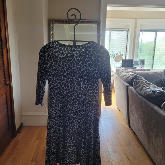 Black and White Dress - Picture 2 of 4